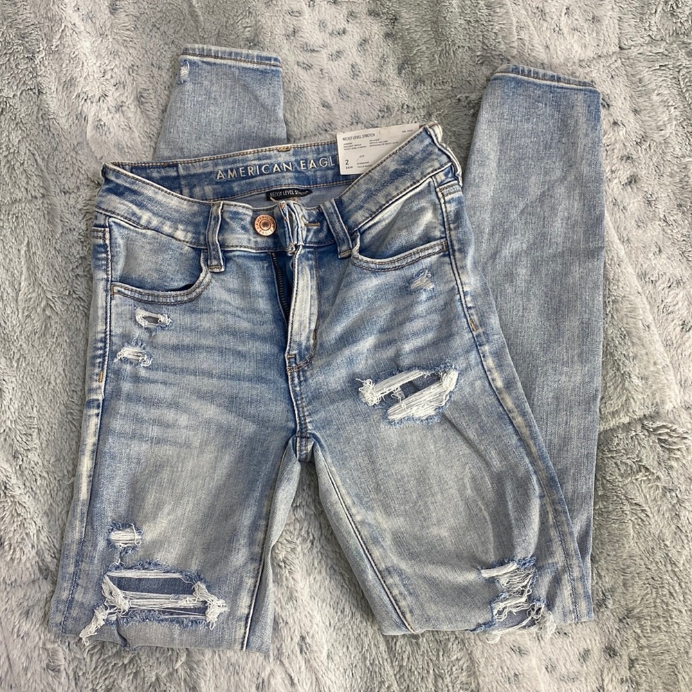 American eagle light wash jeans